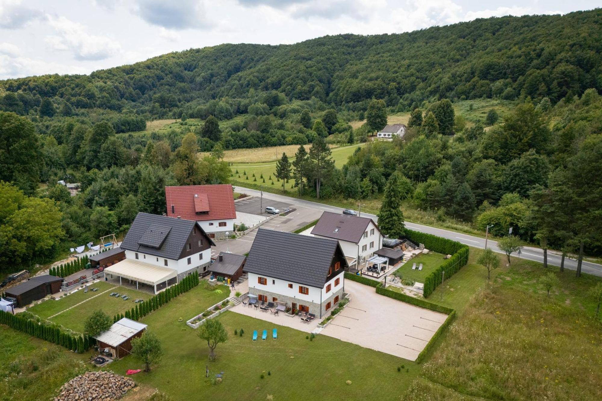 Green Lakes House 2 พลิตวิชกา เยเซรา ภายนอก รูปภาพ