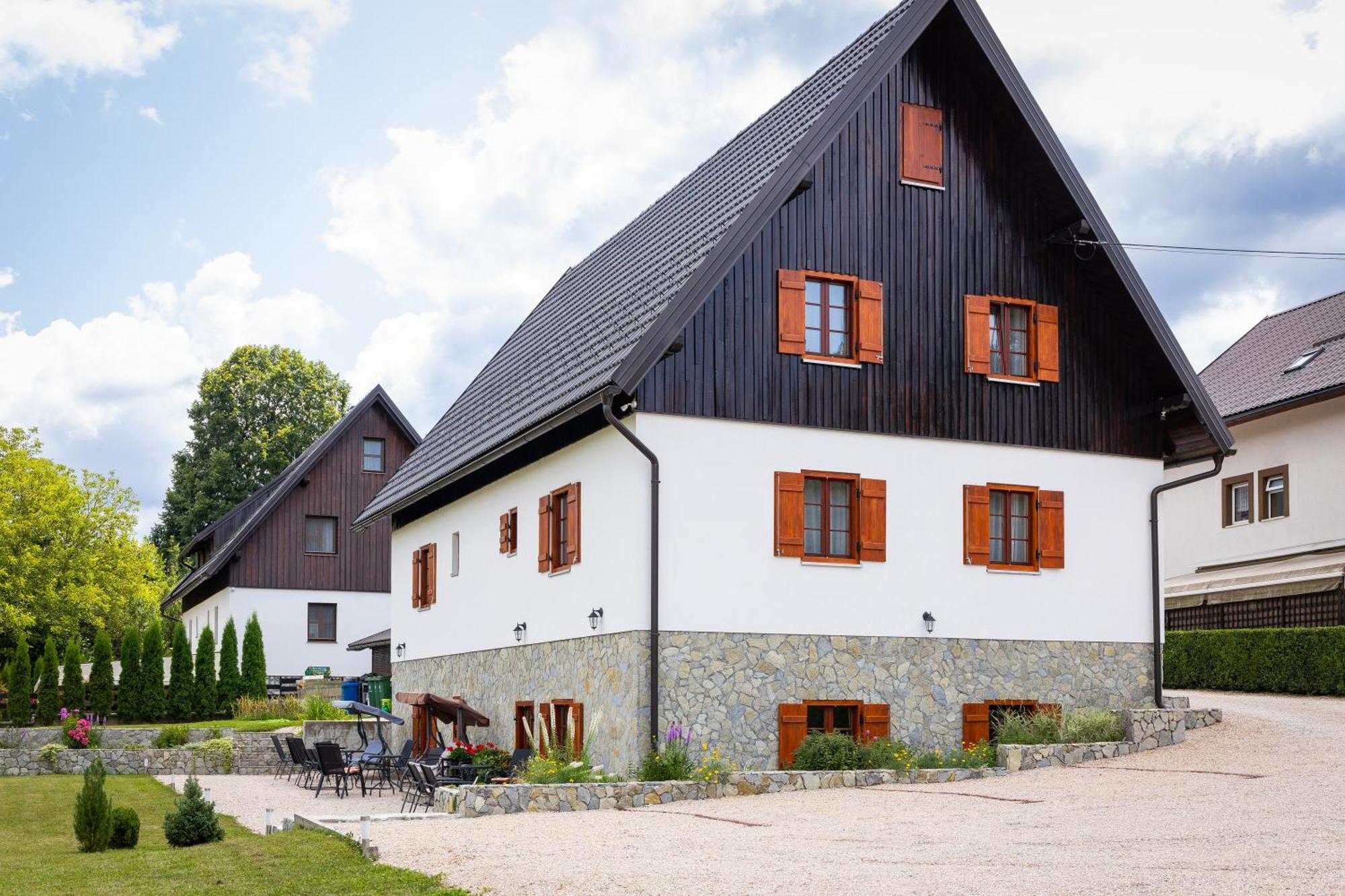 Green Lakes House 2 พลิตวิชกา เยเซรา ภายนอก รูปภาพ
