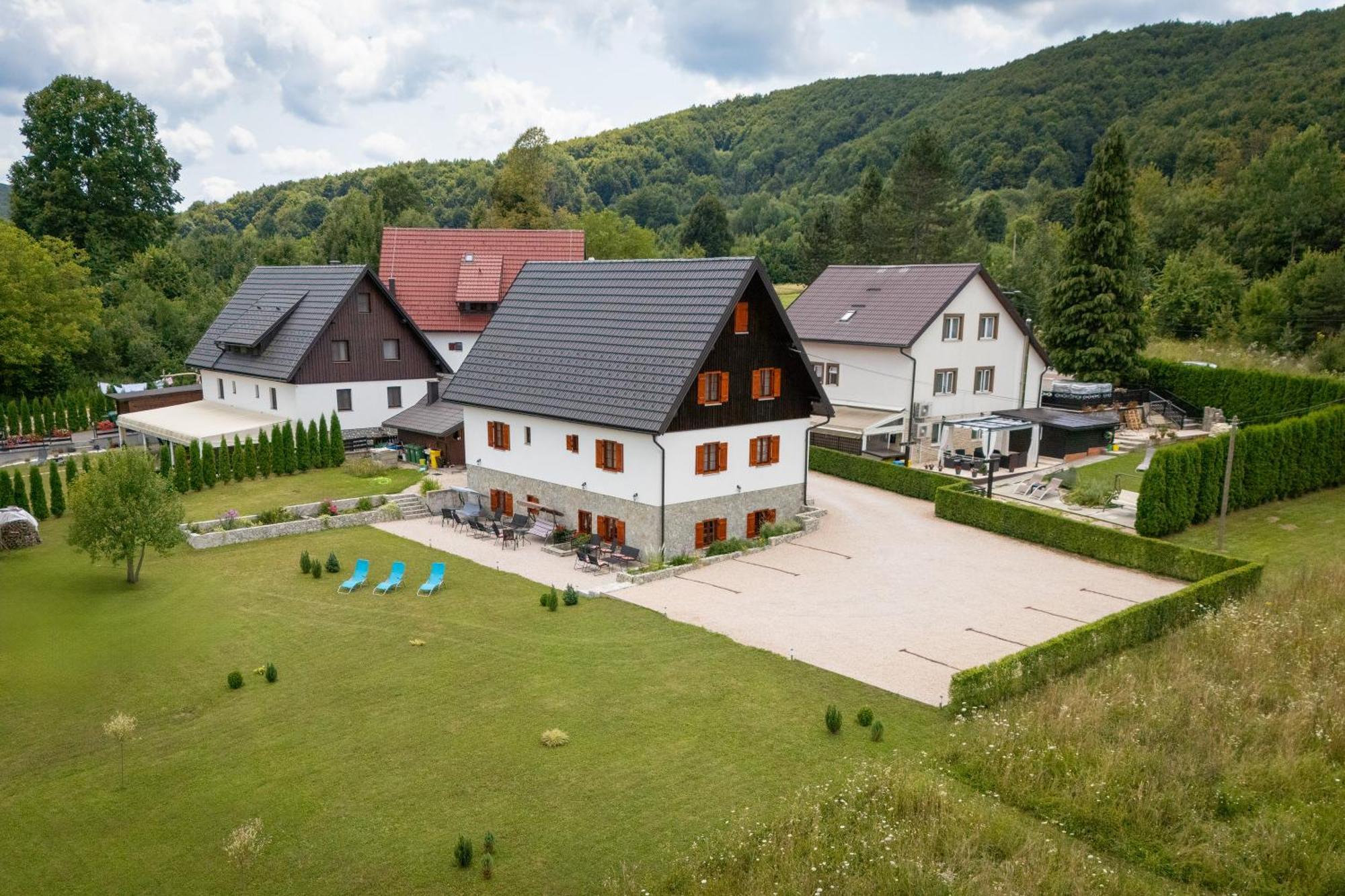 Green Lakes House 2 พลิตวิชกา เยเซรา ภายนอก รูปภาพ