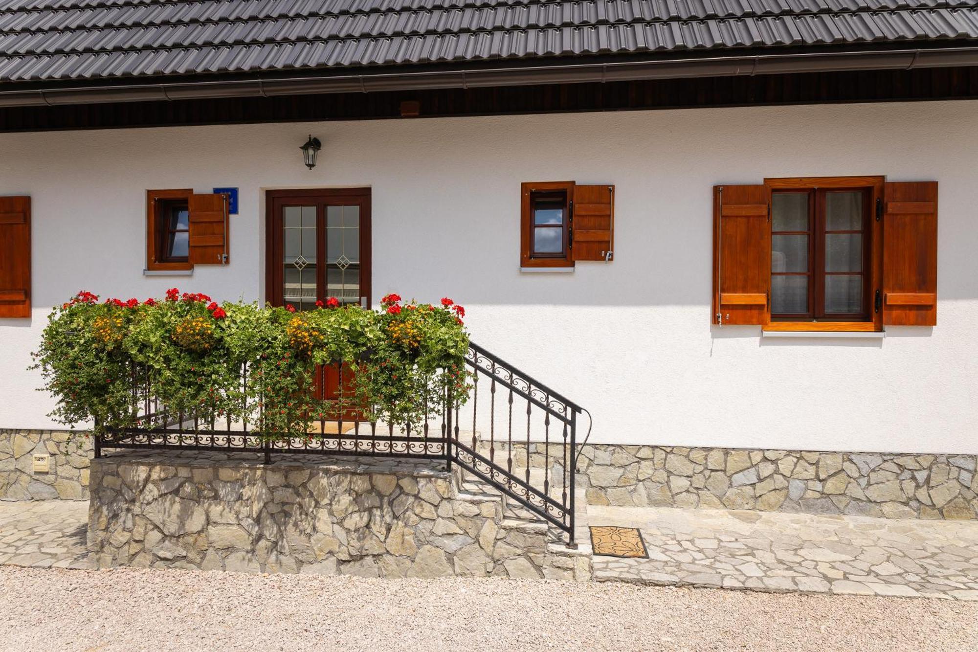 Green Lakes House 2 พลิตวิชกา เยเซรา ภายนอก รูปภาพ